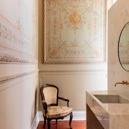 Dear - Valmor Palace Lisbon