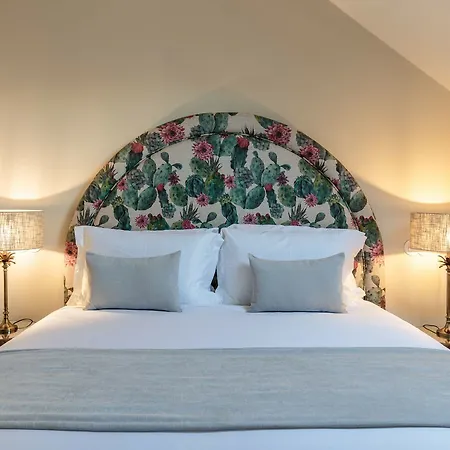 Dear - Valmor Palace 4* Lisbon