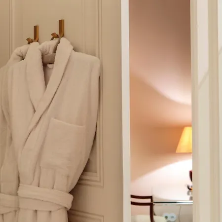 Dear - Valmor Palace 4* Lisbon