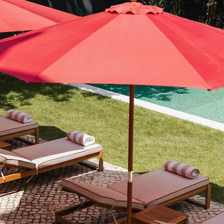 Dear - Valmor Palace Lissabon